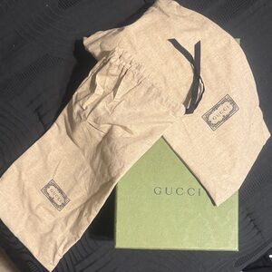 Gucci Beige Dust Bags with Green Gucci Box